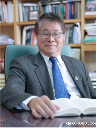 彭信坤