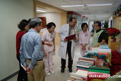 NCKU’s Kun-Yen Medical Library hosts book donation to hospice charityImage
