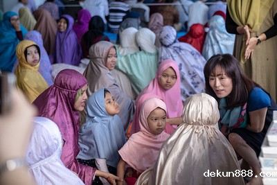 Muslims of Tainan Get Together to Celebrate Islamic Holiday Eid al FitrImage