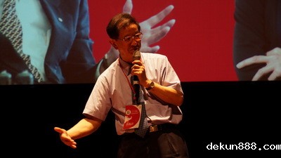 Young scientists meet Nobel Laureate and NCKU PresidentImage