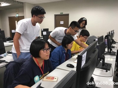 新利18软件官网跨科系X-Village課程打破傳統框架　翻轉教學從基石做起圖片