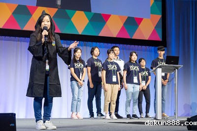 NCKU Tainan utilized the concept of "Escape Room" to present their research achievements in an innovative way.Image