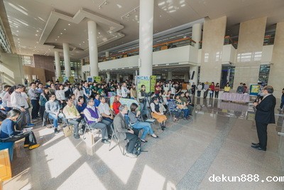 [NCKU BOOKS-ONE CITY] mobile library, is holding an exhibition of their achievementsImage
