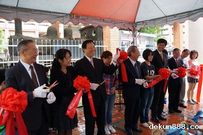 Historic steam locomotive at NCKU given a faceliftImage